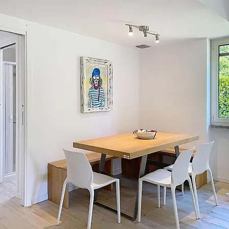 Jolanda By Interhome *